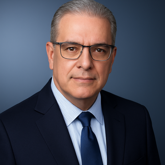 Professional_Headshot_with_Elegant_Details